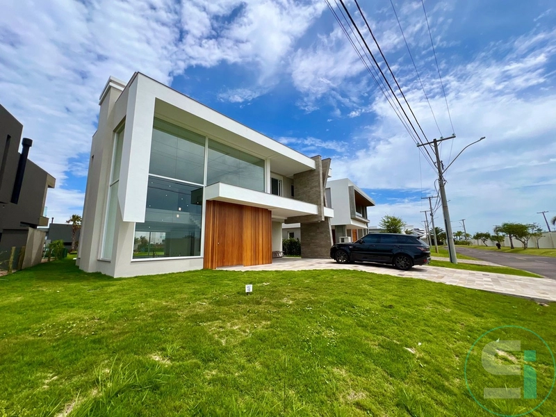 Casa no condomínio Enseada Lagos de Xangri-lá: 2ª foto da galeria de imagens do imóvel