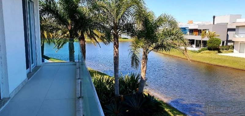 Sobrado beira lago excelente no Condomínio Enseada!: 15ª foto da galeria de imagens do imóvel