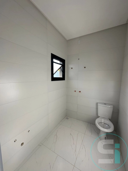 Seu Novo Lar: Casa com 3 Quartos e Terraço a 3 Quadras do Mar!: 8ª foto da galeria de imagens do imóvel