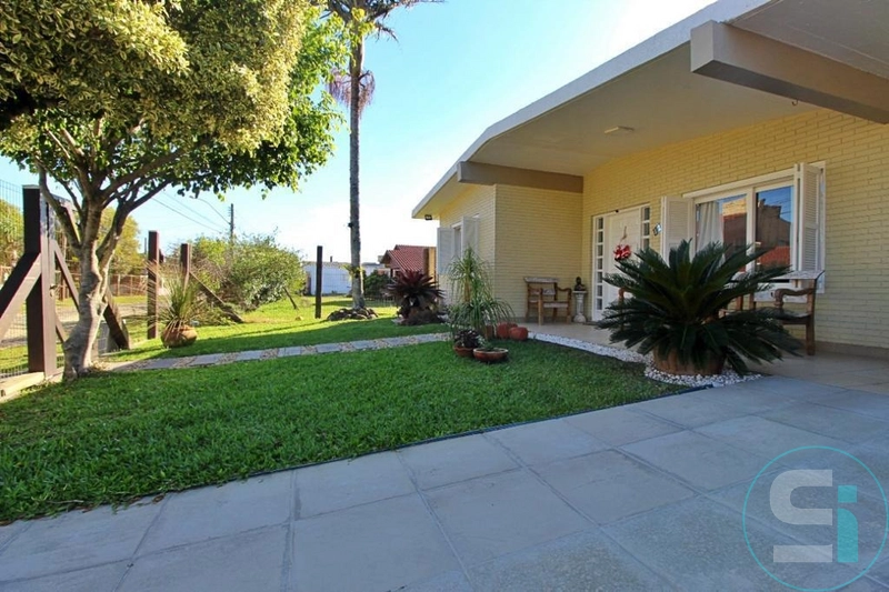 Casa térrea no Centro de Xangri-lá!: 3ª foto da galeria de imagens do imóvel