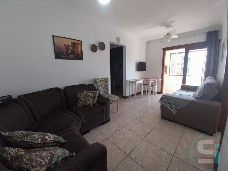 APARTAMENTO 2 DORMITÓRIOS MEIA QUADRA DA PRAIA: 2ª foto da galeria de imagens do imóvel