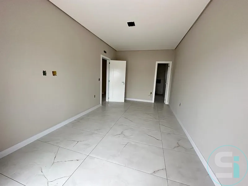 EXCELENTE SOBRADO À DUAS QUADRAS DO MAR À VENDA EM CAPÃO DA CANOA!: 18ª foto da galeria de imagens do imóvel