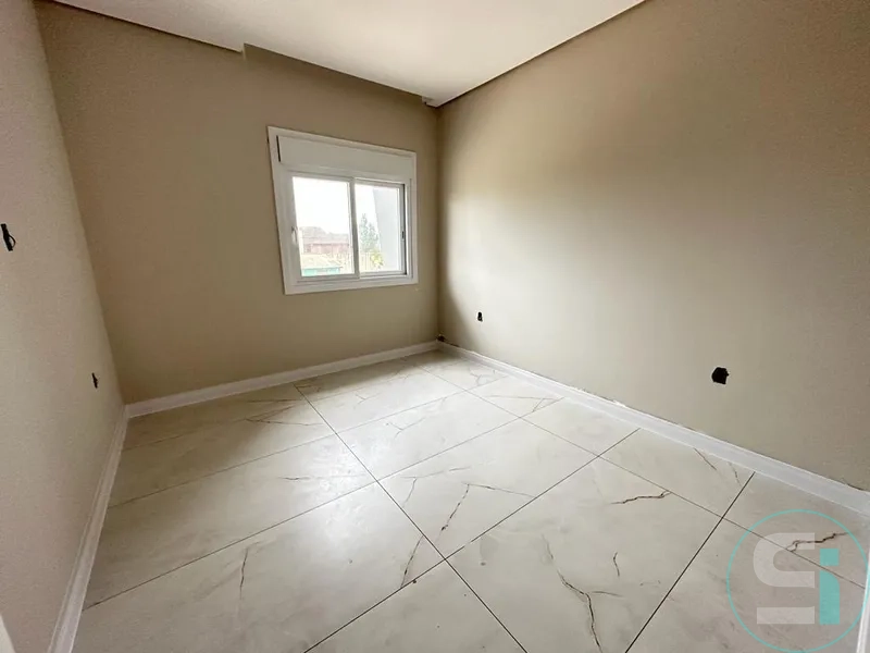 EXCELENTE SOBRADO À DUAS QUADRAS DO MAR À VENDA EM CAPÃO DA CANOA!: 12ª foto da galeria de imagens do imóvel