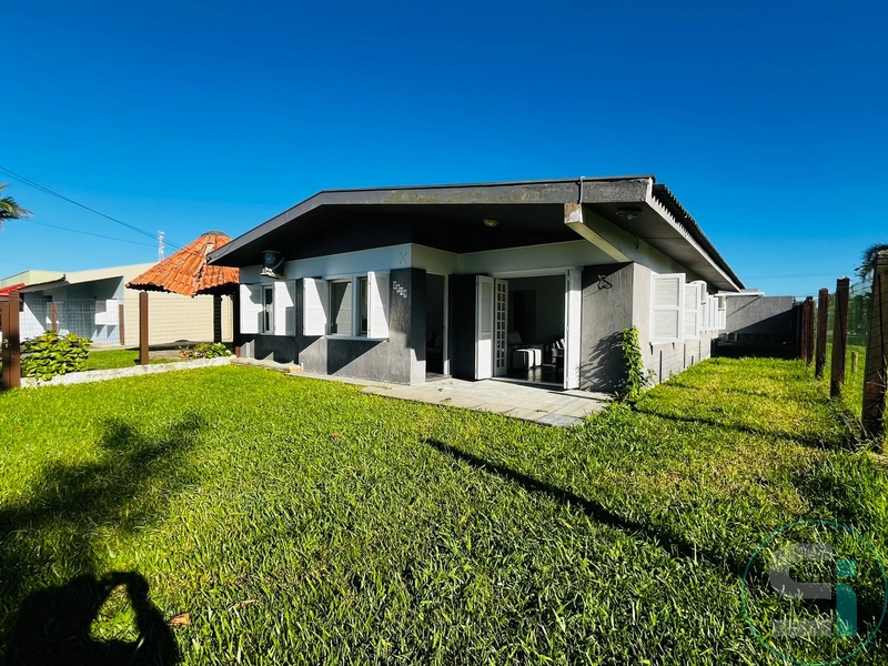 Imóvel na divisa com Atlântida, 6 quartos e living espaçoso!: 8ª foto da galeria de imagens do imóvel