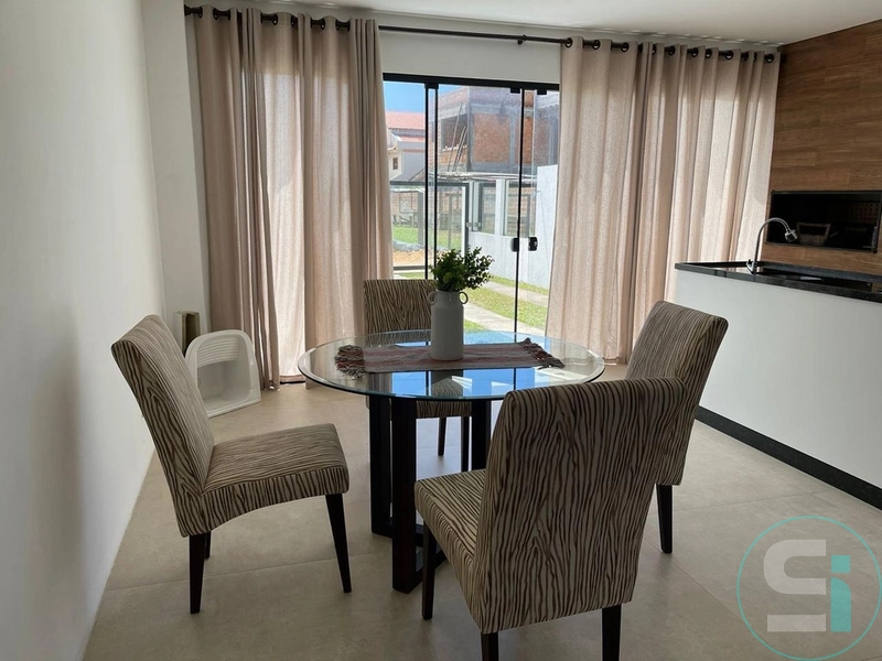 Sobrado 150 metros do mar em Capão da canoa -rs: 3ª foto da galeria de imagens do imóvel