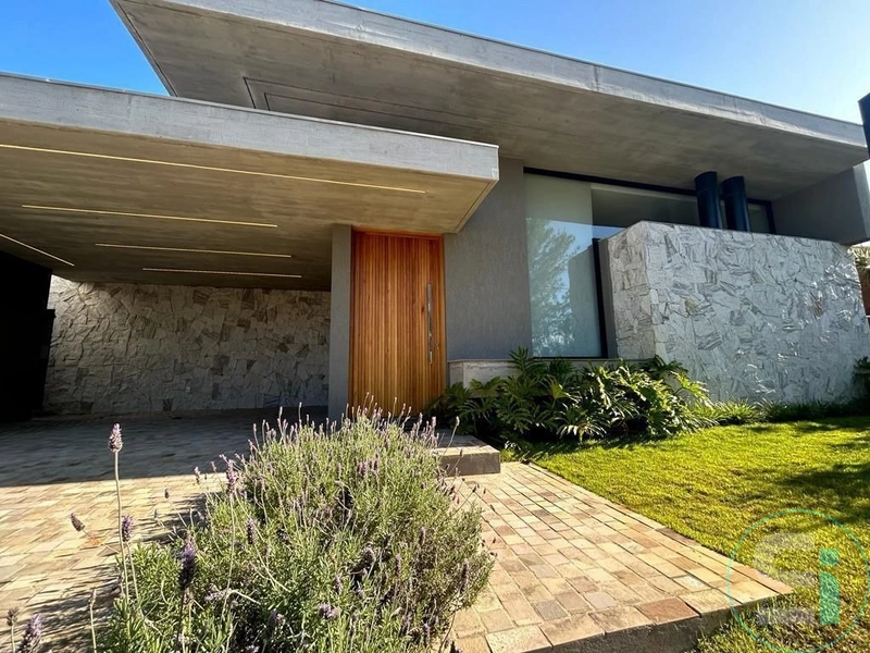 Casa moderna no bairro mais nobre de Xangri-lá!: 2ª foto da galeria de imagens do imóvel