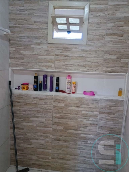 Casa à venda com piscina no Capão novo: 6ª foto da galeria de imagens do imóvel