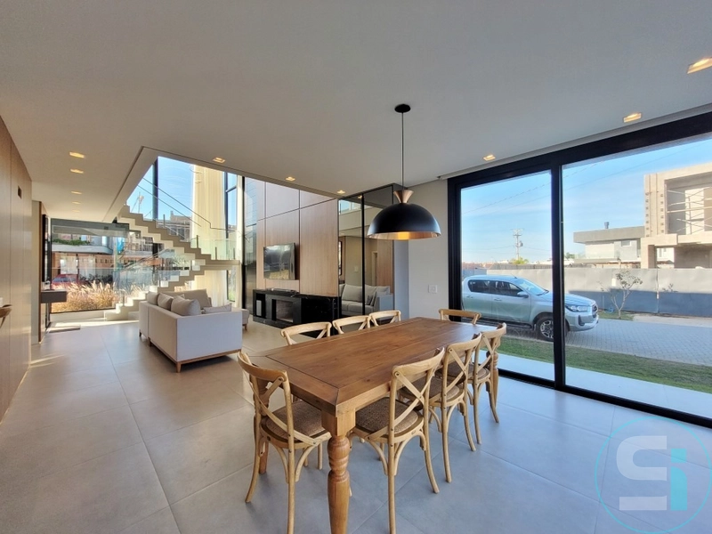 Sobrado de muito bom gosto em condomínio fechado: 10ª foto da galeria de imagens do imóvel