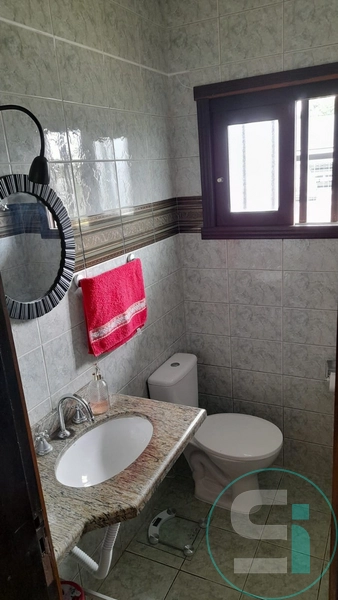 CASA À VENDA NO BAIRRO ZONA NOVA DE CAPÃO DA CANOA-RS: 2ª foto da galeria de imagens do imóvel