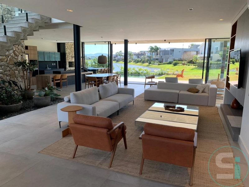 Casa com a melhor vista do lago do Condomínio Enseada!: 5ª foto da galeria de imagens do imóvel