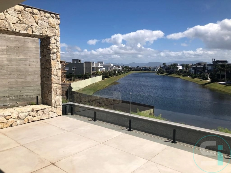 Casa com a melhor vista do lago do Condomínio Enseada!: 23ª foto da galeria de imagens do imóvel