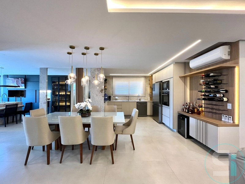 Sobrado beira lago no Condomínio Sunset com 5 dormitórios e piscina!: 6ª foto da galeria de imagens do imóvel