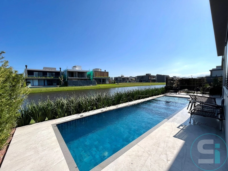 Sobrado beira lago no Condomínio Sunset com 5 dormitórios e piscina!: 35ª foto da galeria de imagens do imóvel