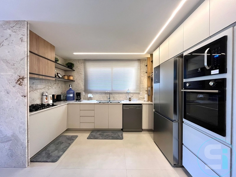 Sobrado beira lago no Condomínio Sunset com 5 dormitórios e piscina!: 9ª foto da galeria de imagens do imóvel