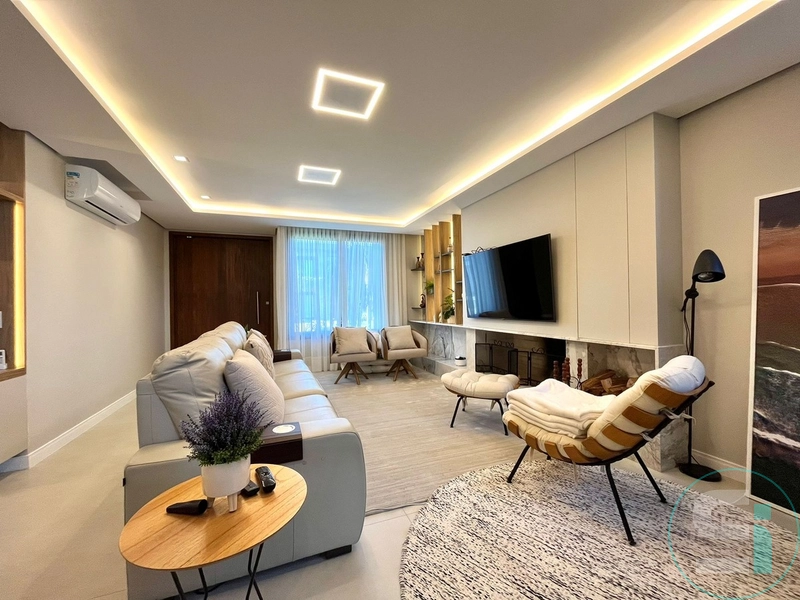 Sobrado beira lago no Condomínio Sunset com 5 dormitórios e piscina!: 8ª foto da galeria de imagens do imóvel