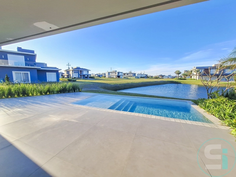 Sobrado de 394 m² no Condomínio Costa Serena, à beira-mar e beira lago: 20ª foto da galeria de imagens do imóvel