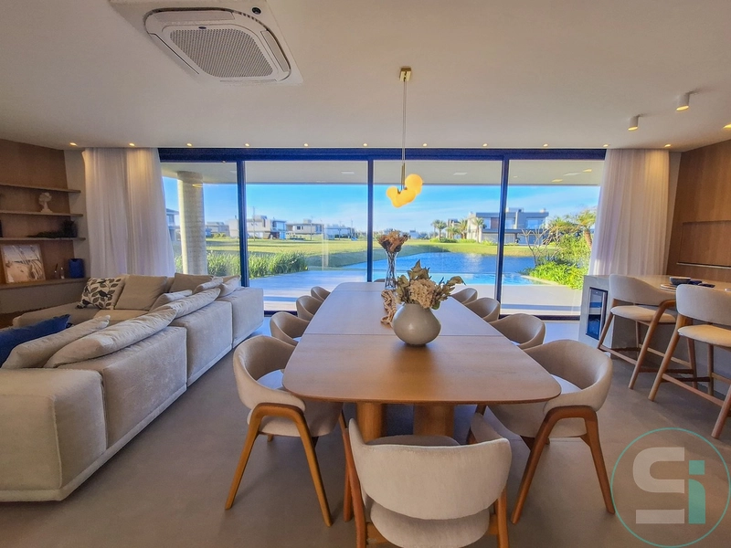Sobrado de 394 m² no Condomínio Costa Serena, à beira-mar e beira lago: 8ª foto da galeria de imagens do imóvel