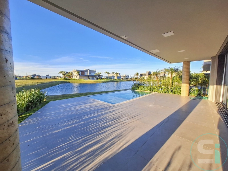 Sobrado de 394 m² no Condomínio Costa Serena, à beira-mar e beira lago: 21ª foto da galeria de imagens do imóvel