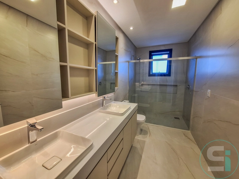 Sobrado de 394 m² no Condomínio Costa Serena, à beira-mar e beira lago: 37ª foto da galeria de imagens do imóvel