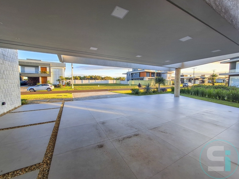 Sobrado de 394 m² no Condomínio Costa Serena, à beira-mar e beira lago: 4ª foto da galeria de imagens do imóvel