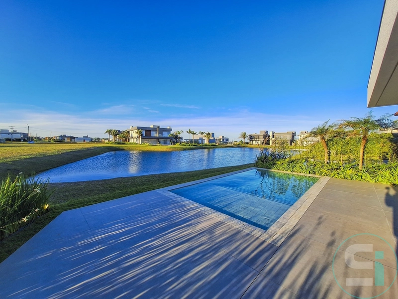 Sobrado de 394 m² no Condomínio Costa Serena, à beira-mar e beira lago: 22ª foto da galeria de imagens do imóvel