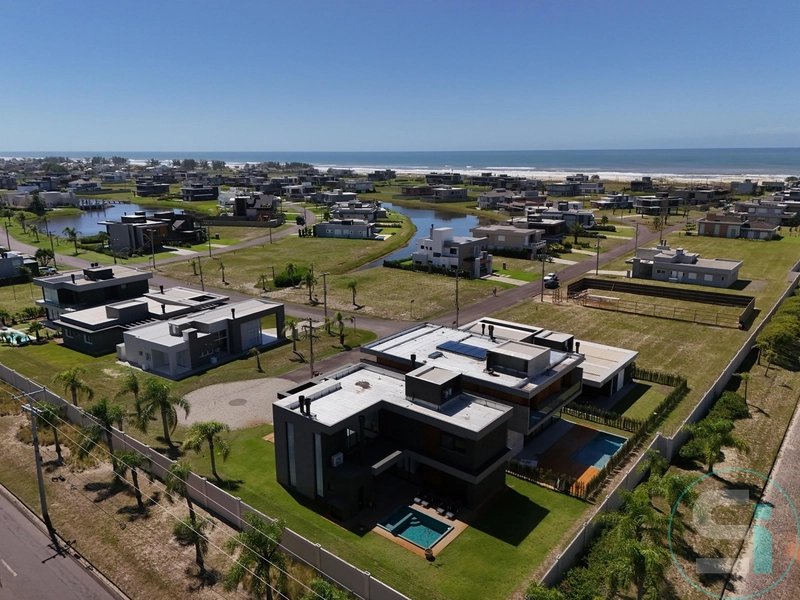 Sobrado esplêndido com piscina em Condomínio Beira-Mar!: 6ª foto da galeria de imagens do imóvel