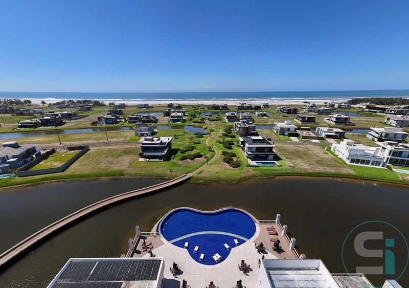 Sobrado esplêndido com piscina em Condomínio Beira-Mar!: 32ª foto da galeria de imagens do imóvel