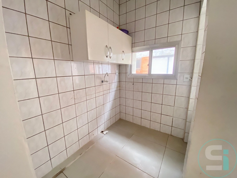 APARTAMENTO CENTRAL, A DUAS QUADRAS DO MAR: 2ª foto da galeria de imagens do imóvel