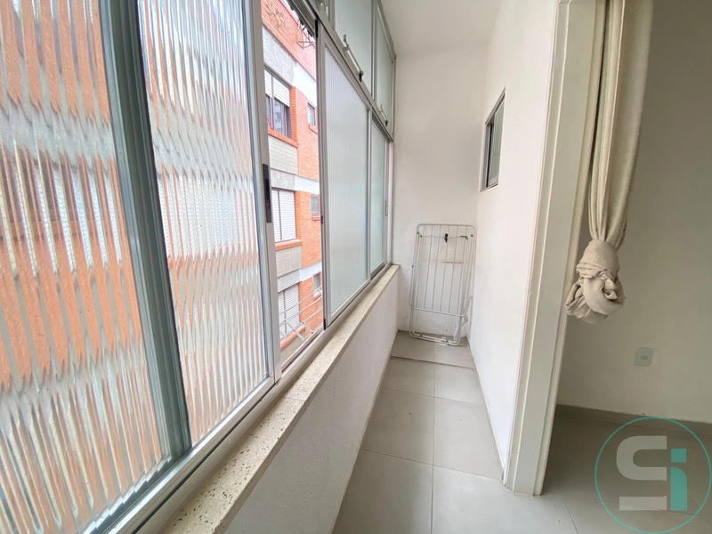 APARTAMENTO CENTRAL, A DUAS QUADRAS DO MAR: 7ª foto da galeria de imagens do imóvel