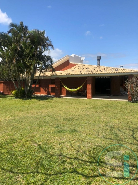 Maravilhosa Casa Térrea de Esquina: Conforto, Elegância e Localização: 25ª foto da galeria de imagens do imóvel