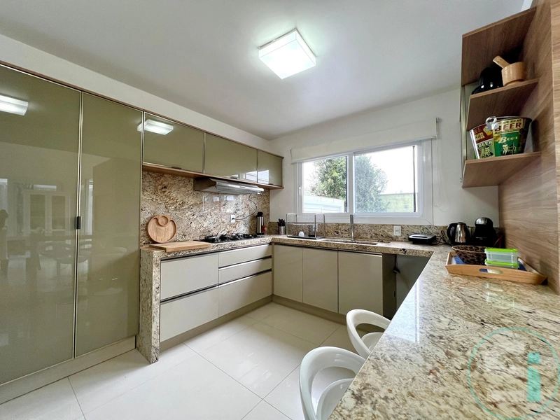 Sobrado a venda em condomínio fechado: 10ª foto da galeria de imagens do imóvel