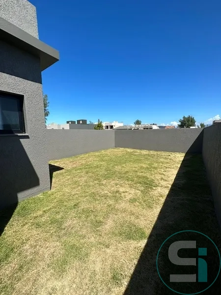 LINDA CASA LADO MAR À VENDA EM CAPÃO DA CANOA!: 5ª foto da galeria de imagens do imóvel