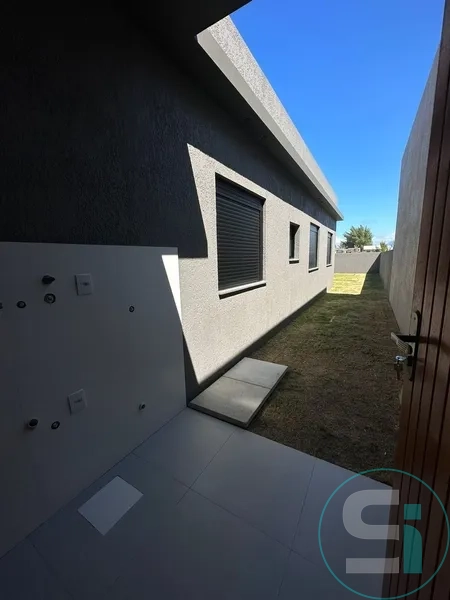 LINDA CASA LADO MAR À VENDA EM CAPÃO DA CANOA!: 4ª foto da galeria de imagens do imóvel