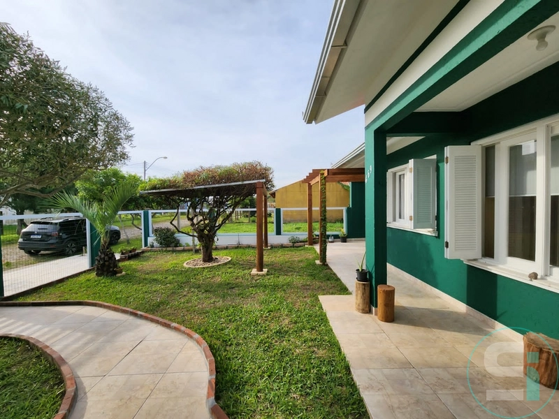 Casa Térrea Mobiliada: Conforto e Elegância a Poucos Passos do Mar!: 4ª foto da galeria de imagens do imóvel