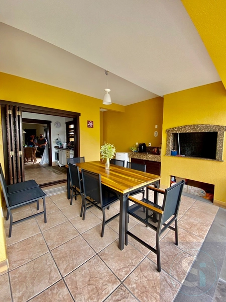 Sobrado Geminado 3 dormitórios, bairro Centro em Xangri-lá: 20ª foto da galeria de imagens do imóvel