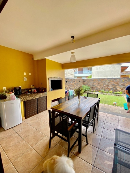 Sobrado Geminado 3 dormitórios, bairro Centro em Xangri-lá: 19ª foto da galeria de imagens do imóvel