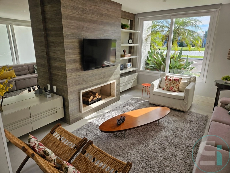 Linda casa de frente para o lago em Xangri-lá: 4ª foto da galeria de imagens do imóvel
