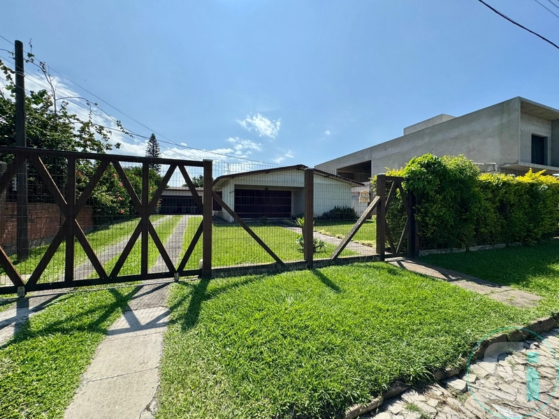 Casa térrea com piscina em Atlântida! Oportunidade única!: 3ª foto da galeria de imagens do imóvel