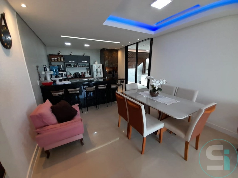 Casa térrea com piscina a Beira Mar!: 12ª foto da galeria de imagens do imóvel