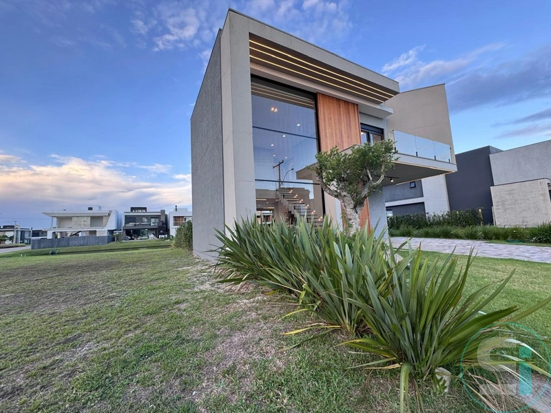 Sobrado no Sunset com melhor custo benefício e localização!: 4ª foto da galeria de imagens do imóvel