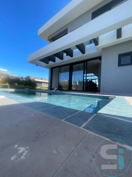 Sobrado de alto padrão em Condomínio fechado: 1ª foto da galeria de imagens do imóvel