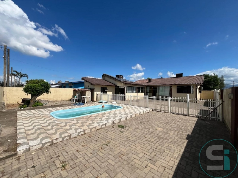 Casa com piscina no jardim beira mar: 20ª foto da galeria de imagens do imóvel