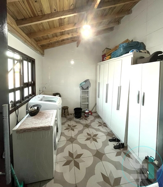 Casa com piscina no jardim beira mar: 6ª foto da galeria de imagens do imóvel