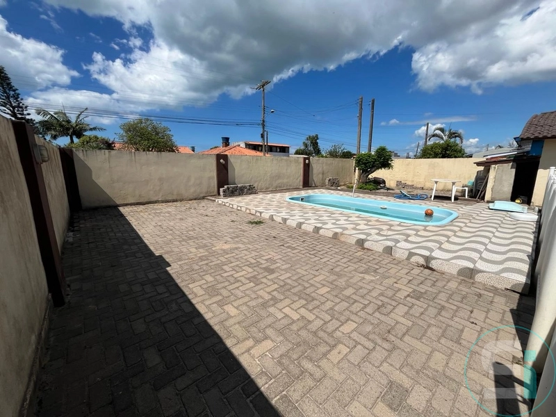 Casa com piscina no jardim beira mar: 21ª foto da galeria de imagens do imóvel