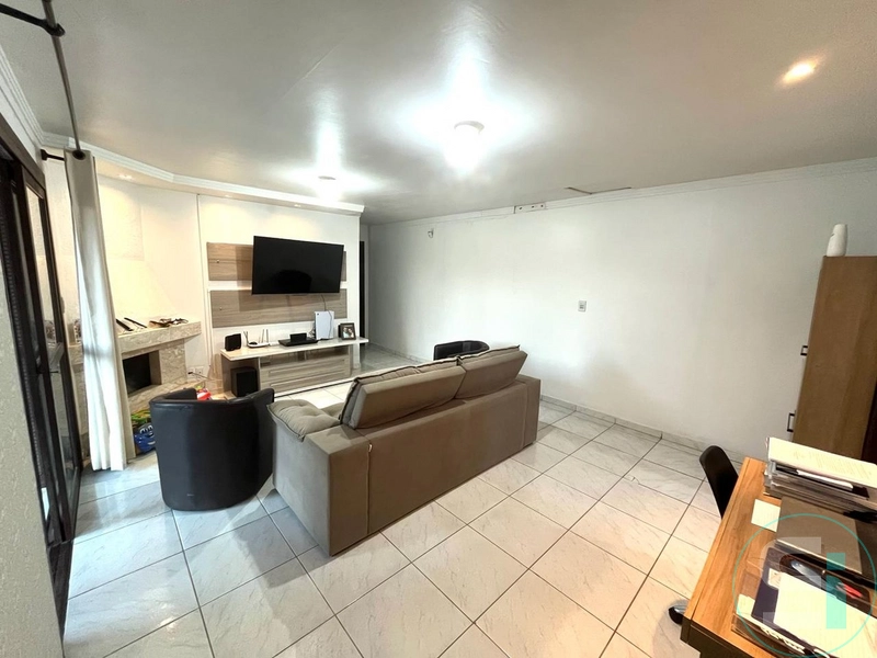 Casa com piscina no jardim beira mar: 2ª foto da galeria de imagens do imóvel