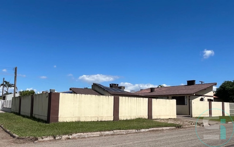 Casa com piscina no jardim beira mar: 14ª foto da galeria de imagens do imóvel