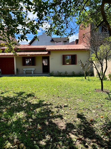 Casa 2 dormitórios com amplo pátio em Esteio: 2ª foto da galeria de imagens do imóvel