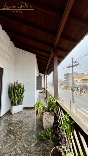 Casa com 4D no Parque Amador: 3ª foto da galeria de imagens do imóvel