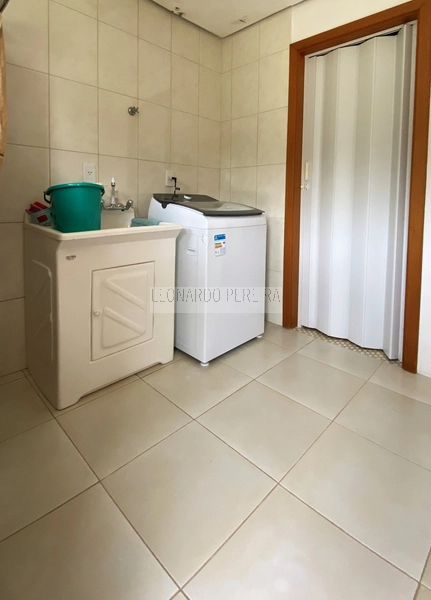 Casa em Canoas. 2 suítes com closet + 2D.: 36ª foto da galeria de imagens do imóvel
