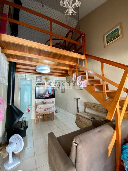 Casa com 3 dormitórios no Jardim Leopoldina. Porto Alegre: 4ª foto da galeria de imagens do imóvel